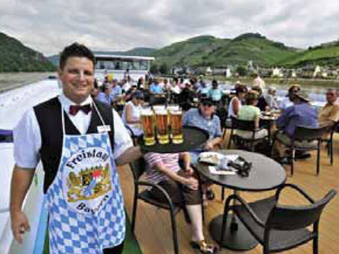 CRUCEROS SCENIC CRUISES CRUCEROS FLUVIALES CON BALCON CRUCEROS DE LUJO LUXURY RIVER CRUISES SCENIC CRUISES GASTRONOMIA DE LUJO CRUCEROS TODO INCLUIDO